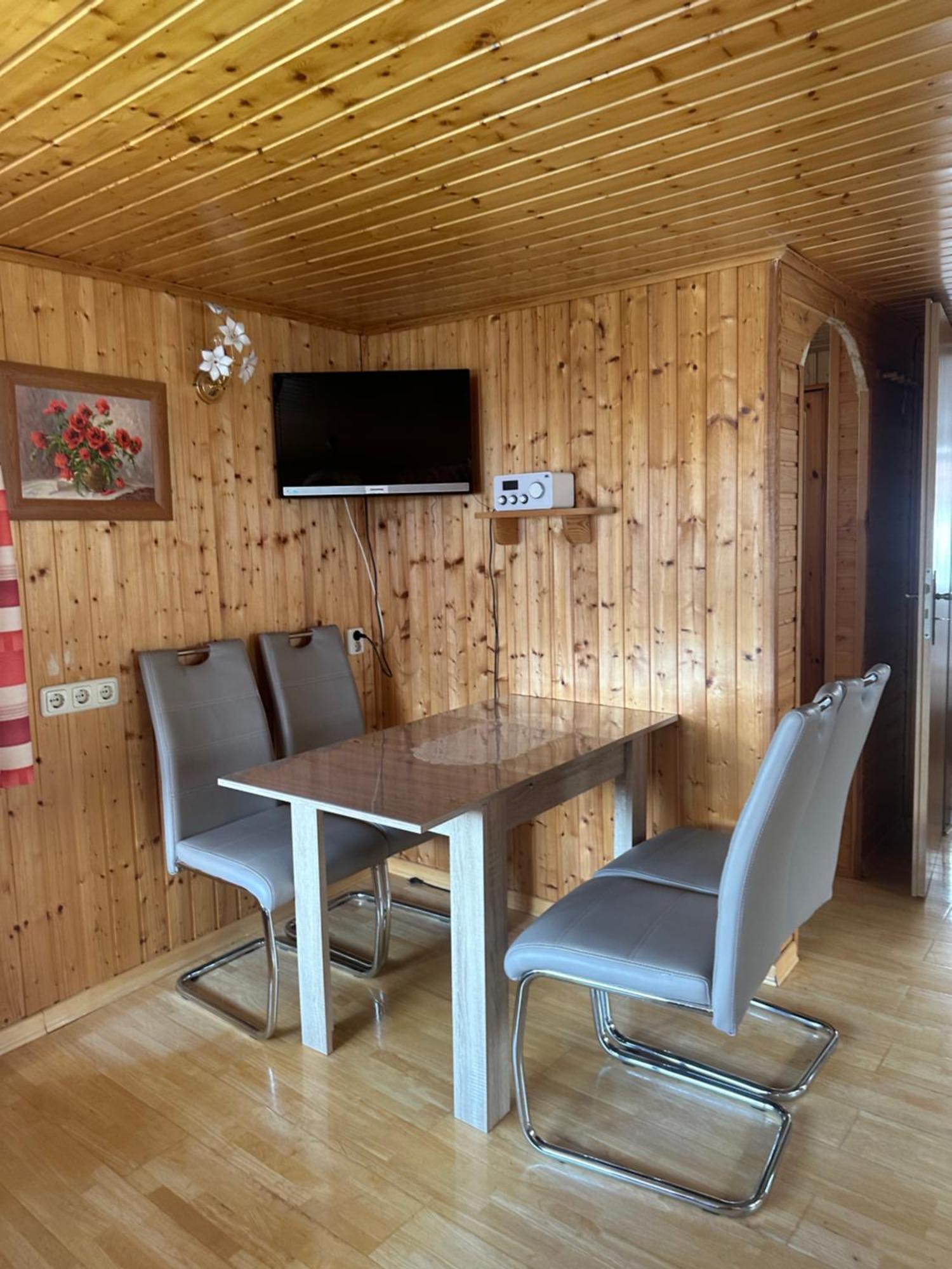 Ferienhaeuser Ingrid Peters Glowe Exterior foto
